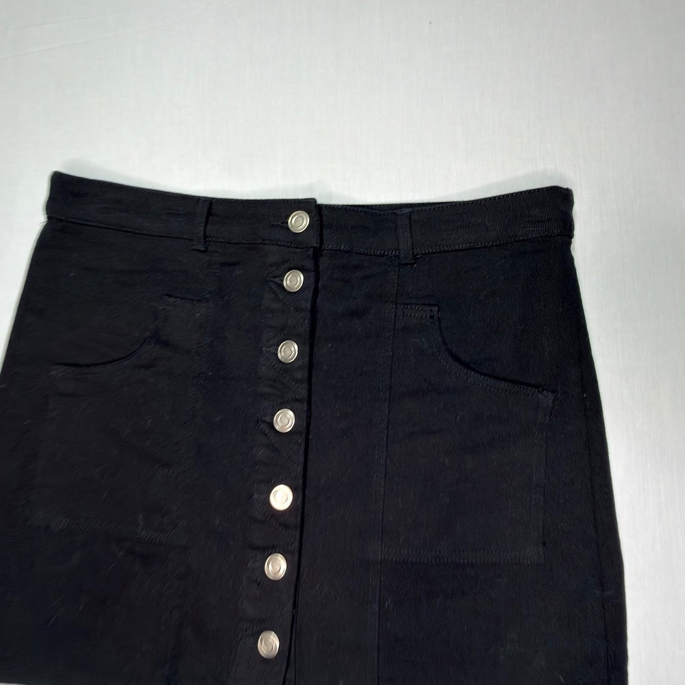 Altard State Women's Black Denim Skirt Front‎ Button Pockets Mini Casual Medium